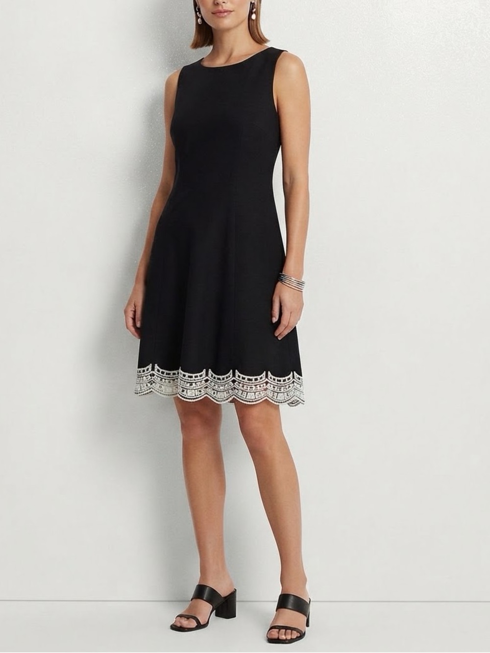 Talbots Black Sleeveless Embroidered Scalloped Hem Dress❤️
